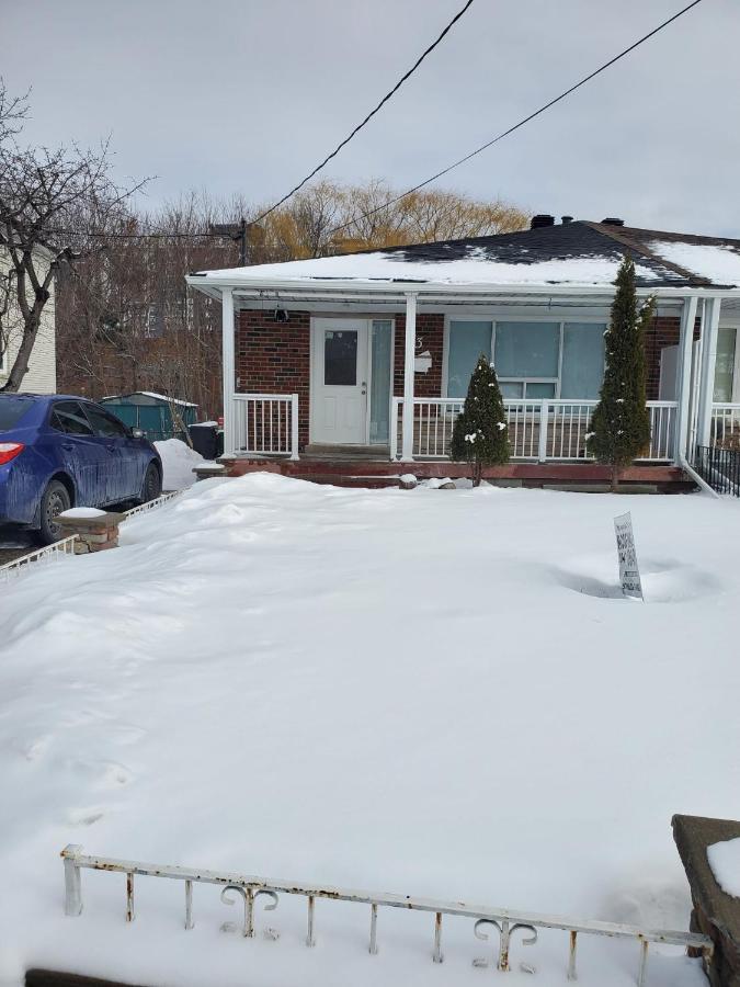 Maxwell Esabu Appartement Toronto Buitenkant foto