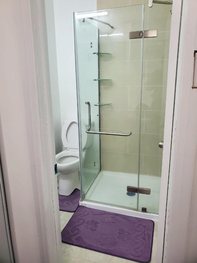 Maxwell Esabu Appartement Toronto Buitenkant foto