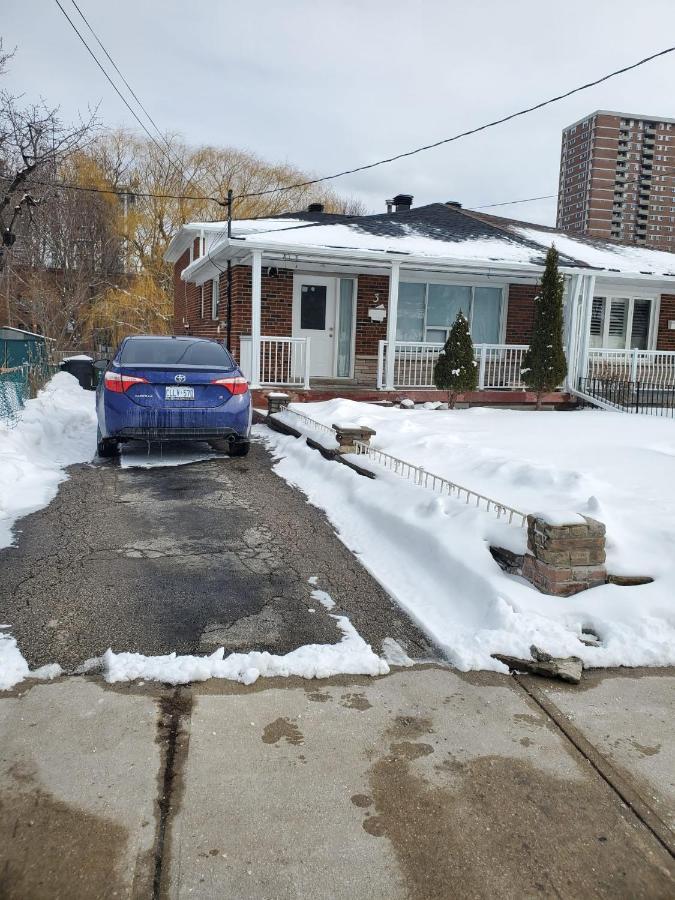 Maxwell Esabu Appartement Toronto Buitenkant foto